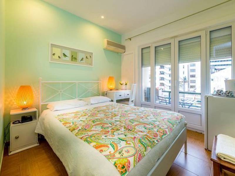 Double room with balcony Casa Belmonte Guest House Lisboa Double room with balcony Casa Belmonte Guest House Lisboa